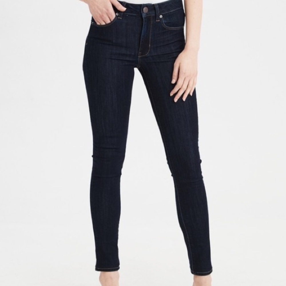 American Eagle High-Waisted True Rinse